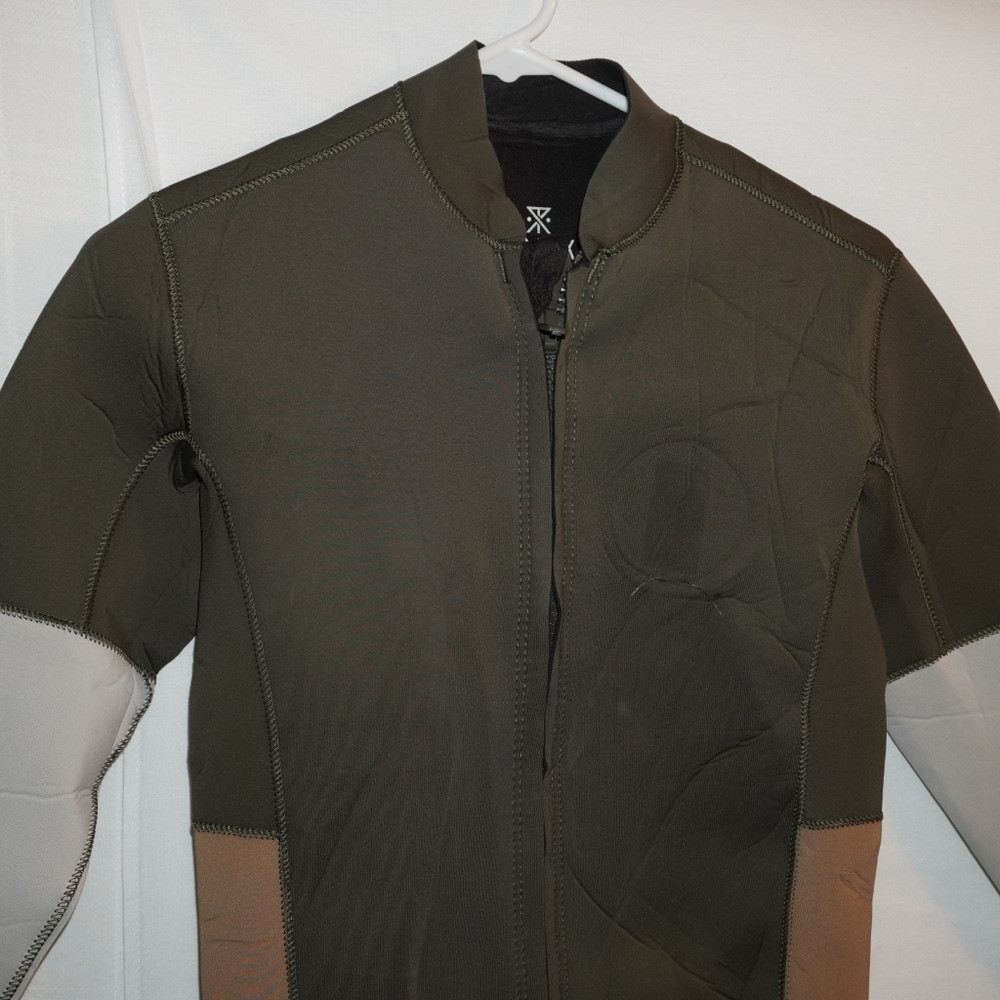 Roark Revival PRIVATEER WETSUIT JACKET Green Brown Size Womens SMALL - Picture 8 of 10